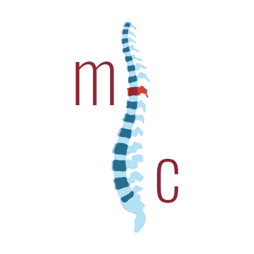 Logo che ritrae una colonna vertebrale e le iniziali M e C di Mattia Castrignano